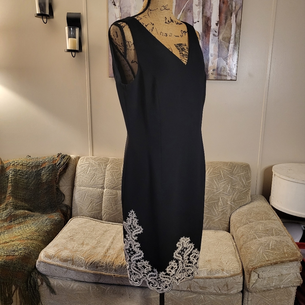 Maggy London Black Sleeveless Midi Dress with White Lace Hem